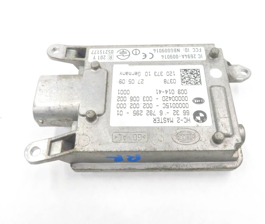Thumbnail 4: 2009 BMW 750Li (F02) RIGHT REAR LANE DEPARTURE WARNING SENSOR CONTROL MODULE