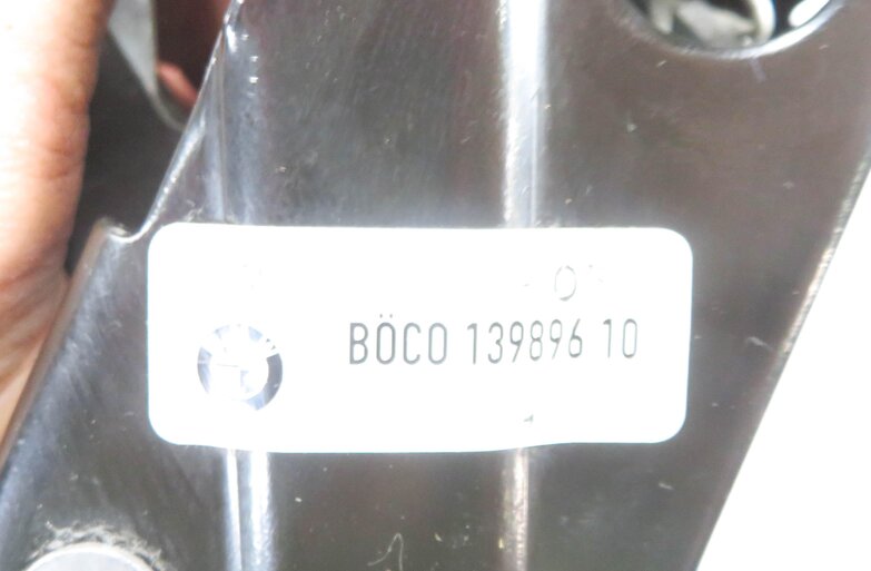 Thumbnail 6: 2009 BMW 750Li (F02) FRONT LOWER LEFT & RIGHT HOOD LOCK LATCH CATCH SET-2