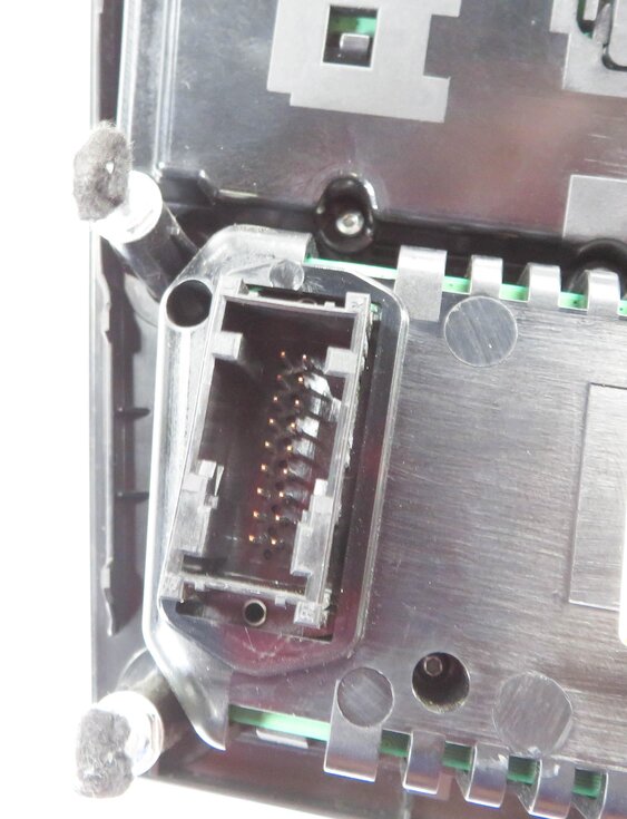 Thumbnail 9: 2009-2010 BMW 750i 760i (F01 F02) AM/FM STEREO FACE PLATE w/ TEMPERATURE CONTROL