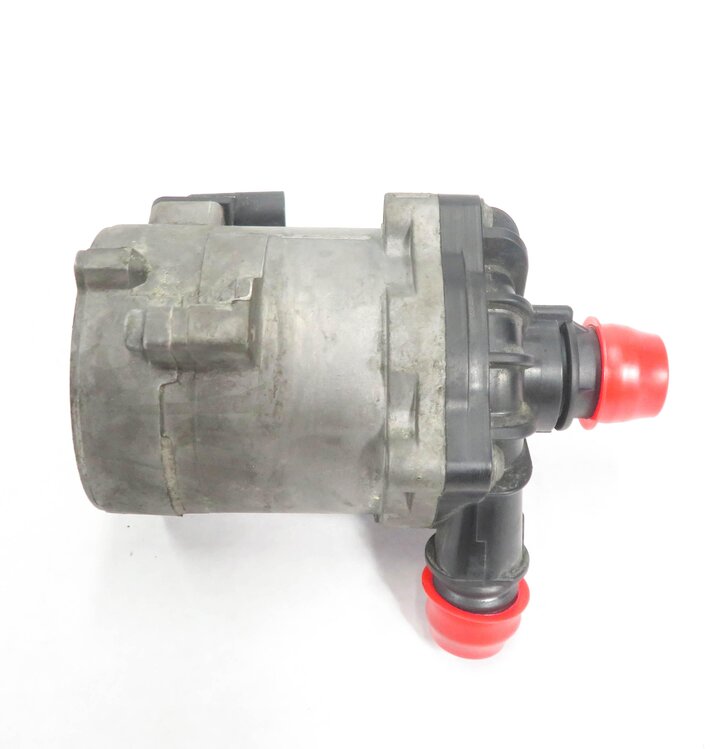 Thumbnail 4: 2009 BMW 750i (F01) 4.4L TWIN TURBO ENGINE AUXILIARY ELECTRIC WATER COOLANT PUMP