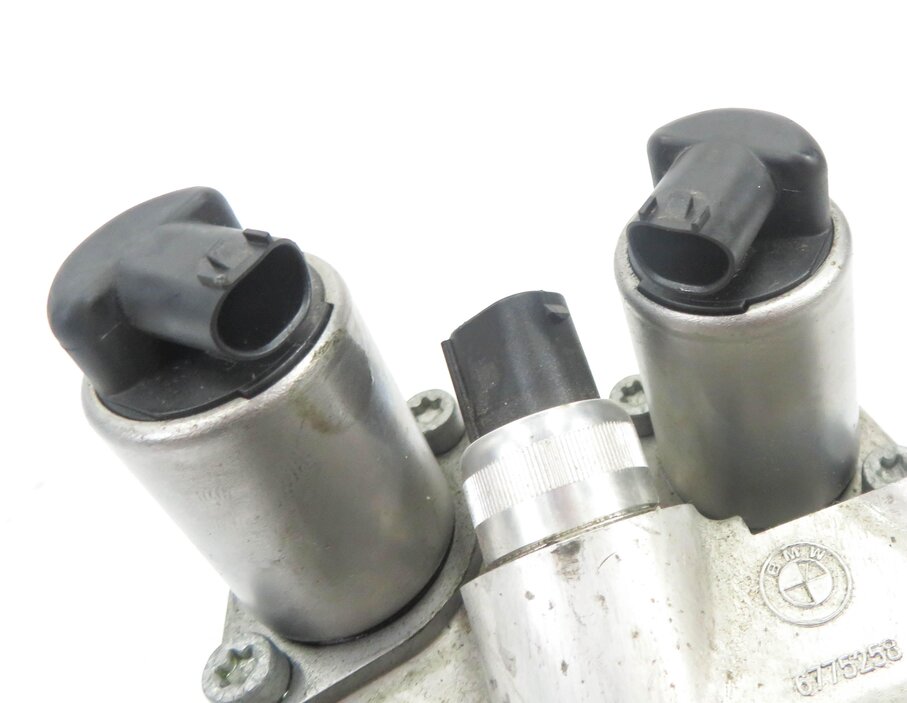Thumbnail 7: 2009 BMW 750Li (F02) 4.4L N63 TWIN TURBO DYNAMIC DRIVE HYDRAULIC VALVE BLOCK