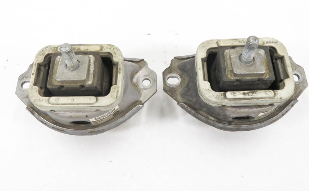 Thumbnail 5: 2011 RANGE ROVER SPORT (L320) 5.0L AJ133 ENGINE LEFT & RIGHT MOTOR MOUNT SET-2