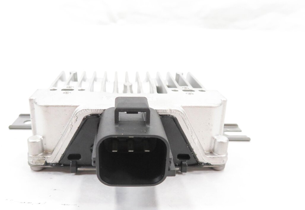 Thumbnail 4: 2010-2015 RANGE ROVER SPORT EVOQUE LR2 LR4 (FF/F4 L320) FUEL PUMP CONTROL MODULE