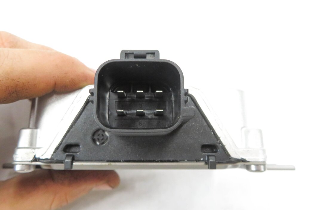 Thumbnail 6: 2010-2015 RANGE ROVER SPORT EVOQUE LR2 LR4 (FF/F4 L320) FUEL PUMP CONTROL MODULE