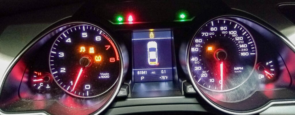Thumbnail 2: 2015 AUDI A5 (B8 8T) 2.0L CPMB TURBO ENGINE ECM BCM IMMOBILIZER MODULE KEY SET