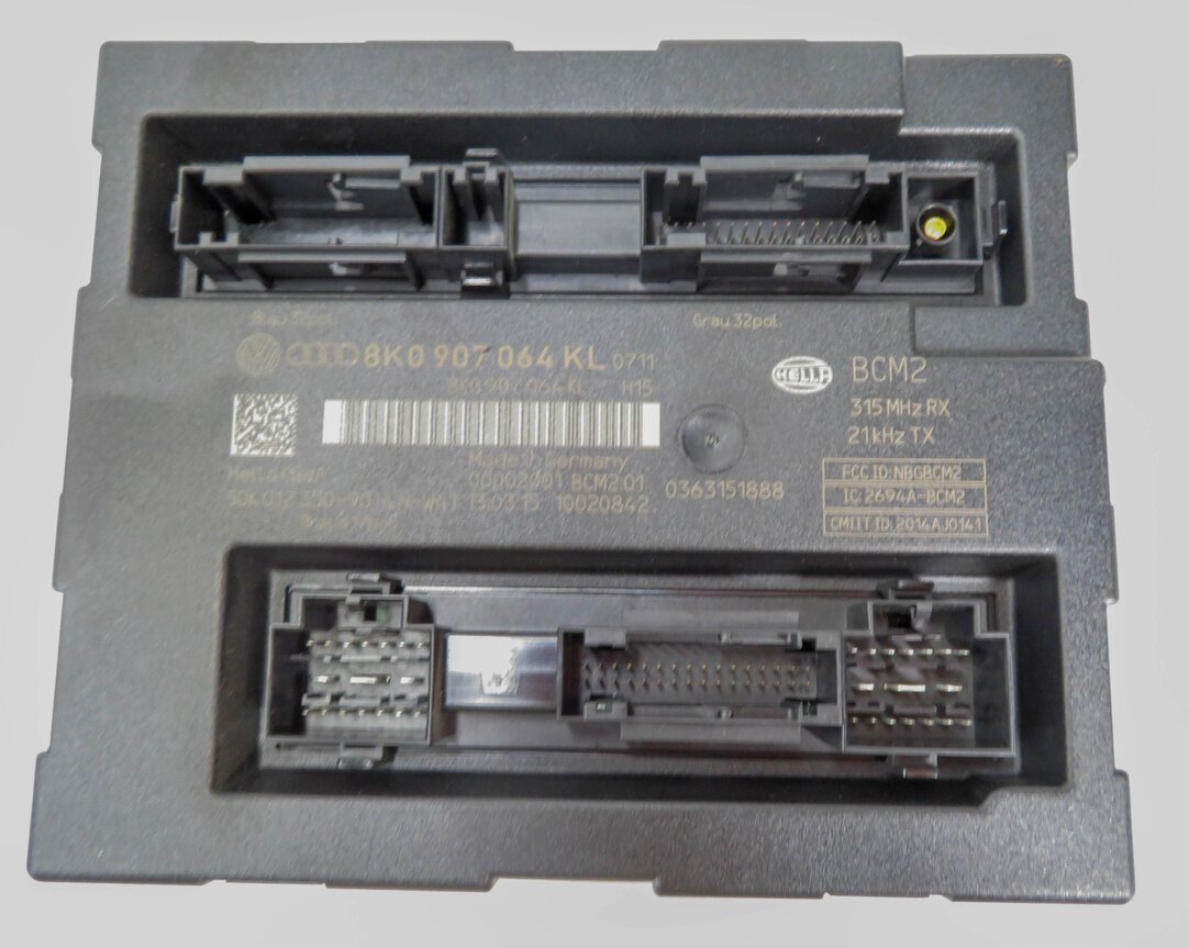 Thumbnail 6: 2015 AUDI A5 (B8 8T) 2.0L CPMB TURBO ENGINE ECM BCM IMMOBILIZER MODULE KEY SET