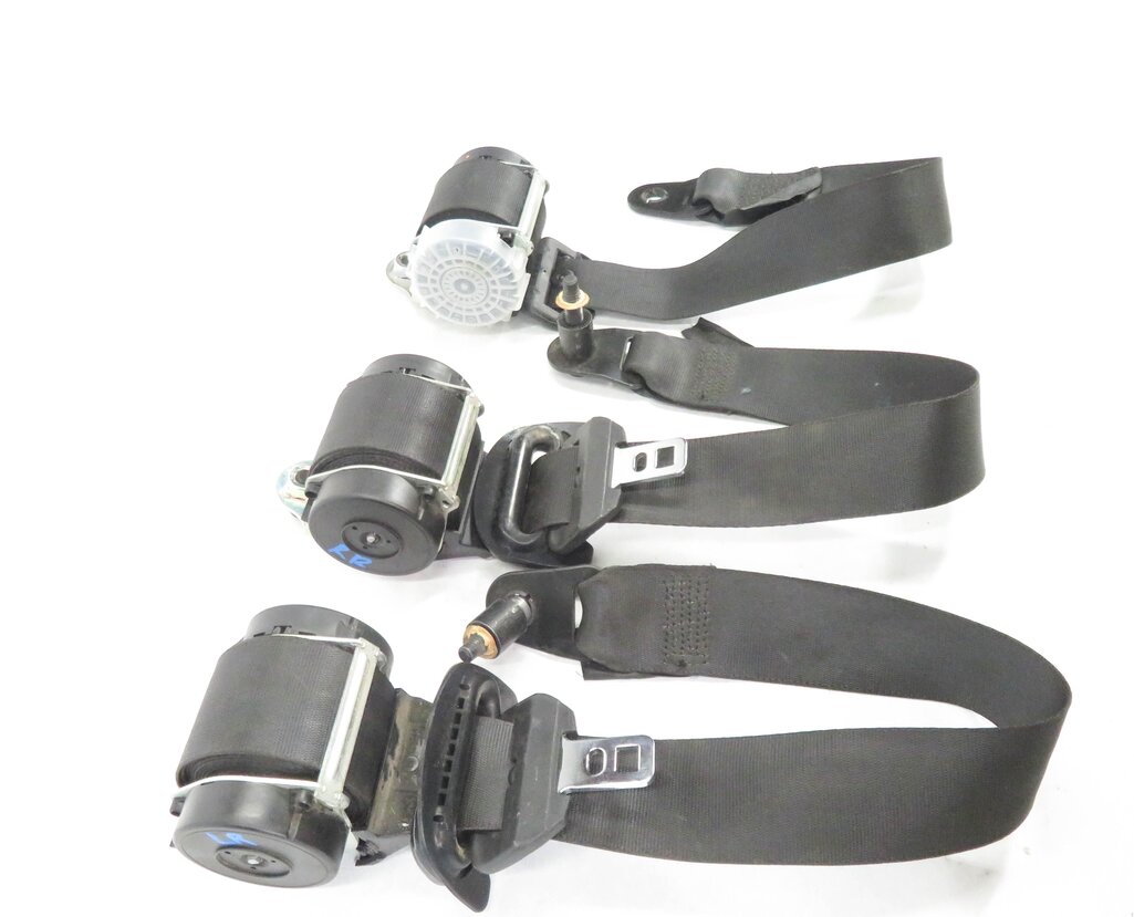Thumbnail 4: 2006 LAND ROVER LR3 - REAR 2nd SECOND ROW SEATBELT RETRACTOR SET-3 (BLACK)