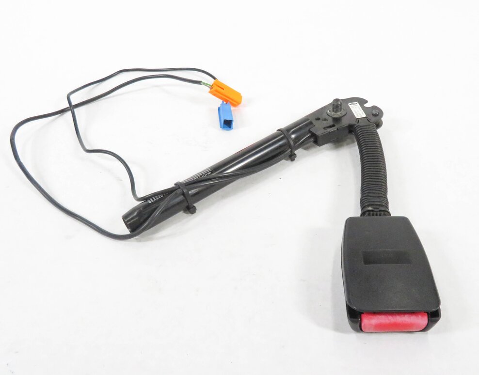 Thumbnail 5: 2005-2006 RANGE ROVER SPORT (L320) / LR3 RIGHT FRONT SEATBELT RECEIVER (BLACK)