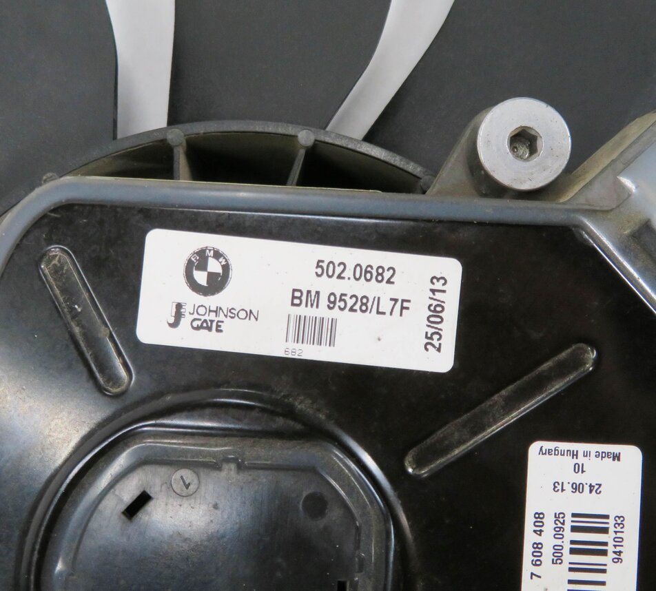 Thumbnail 5: 2014-2018 BMW 328i DIESEL / 328iGT 335iGT (F30) RADIATOR COOLING FAN w/ MOTOR
