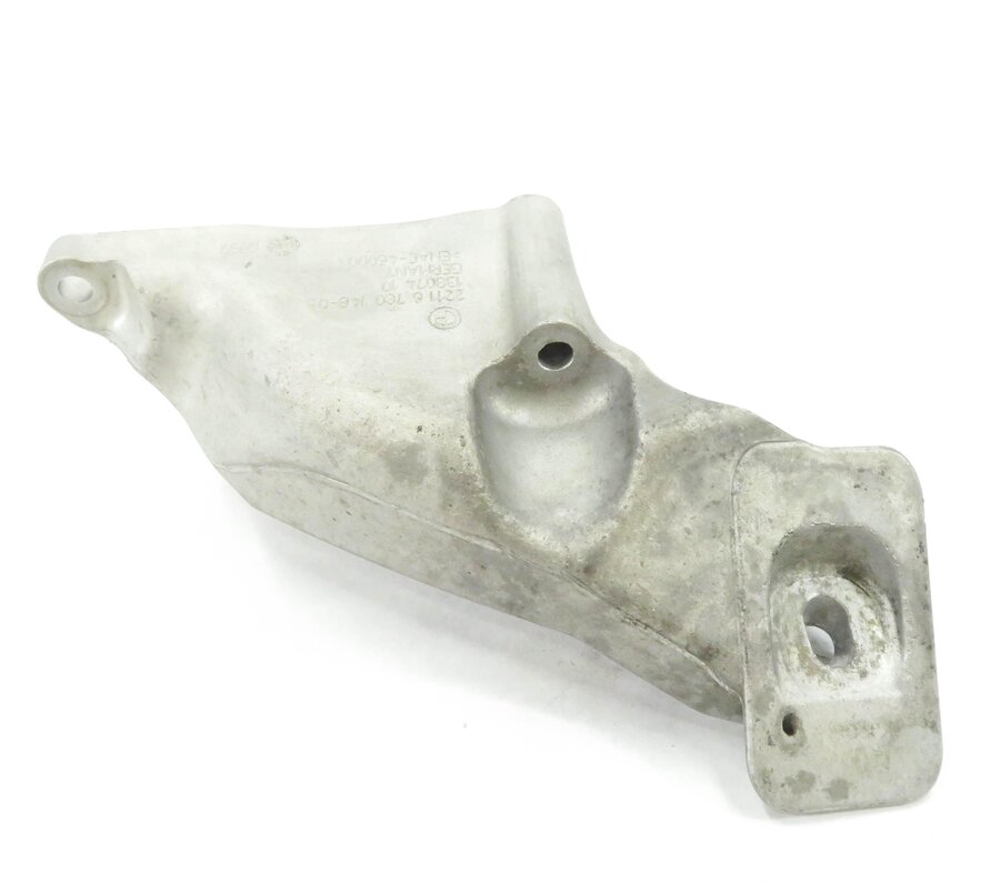 Thumbnail 2: 2011 BMW X5 (E70) 4.4L N63 TWIN TURBO ENGINE RIGHT PASSENGER MOTOR MOUNT BRACKET