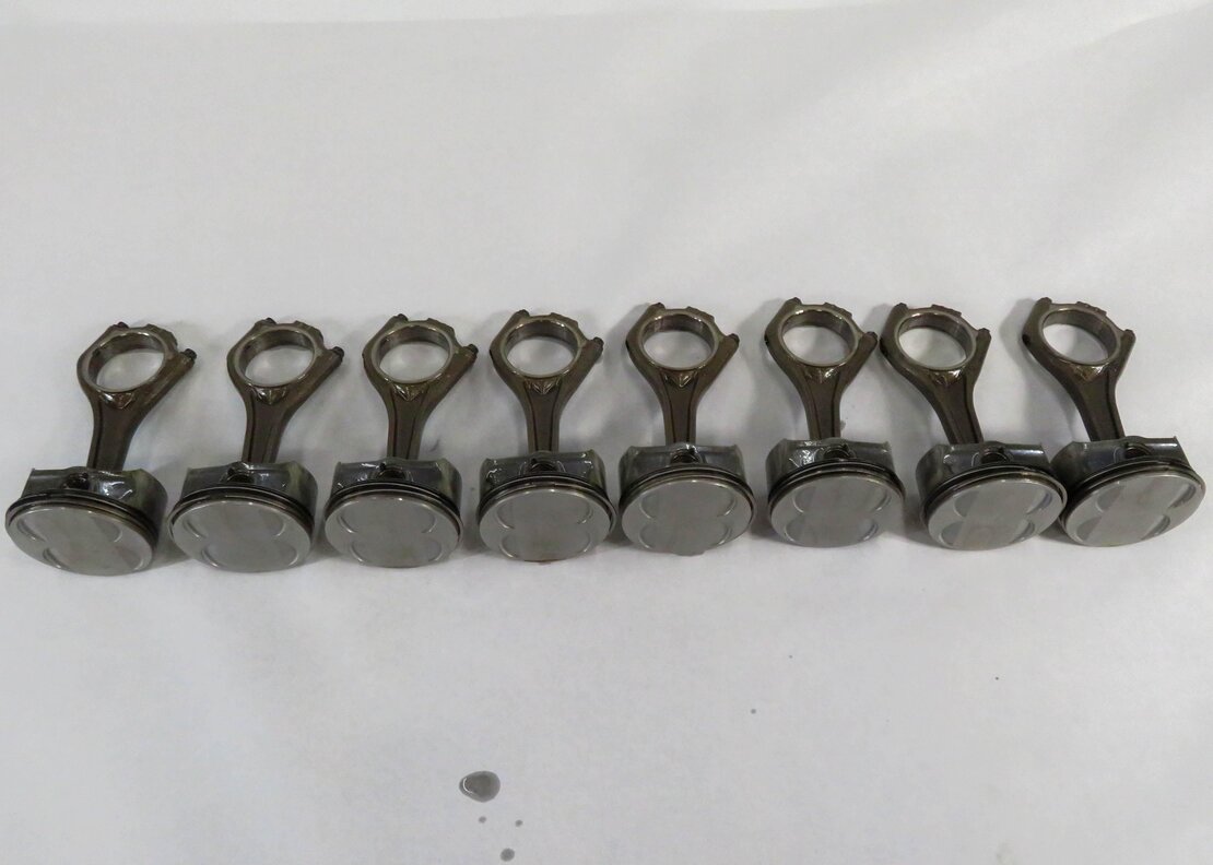 Thumbnail 3: 04-10 BMW 550i 650i 750i X5 (E60 E65 E66 E70) 4.8L N62 V8 ENGINE PISTON SET-8