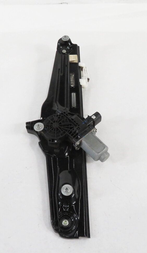 Thumbnail 2: 2011-2013 BMW X3 (F25) RIGHT SIDE REAR DOOR POWER WINDOW REGULATOR w/ MOTOR