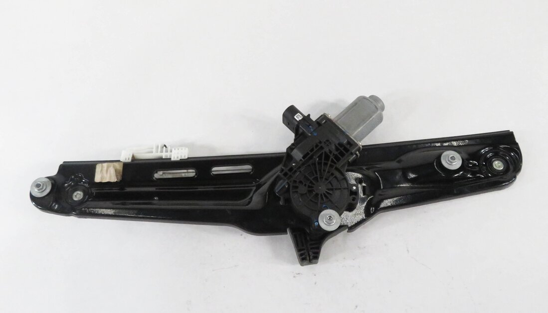 Thumbnail 3: 2011-2013 BMW X3 (F25) RIGHT SIDE REAR DOOR POWER WINDOW REGULATOR w/ MOTOR