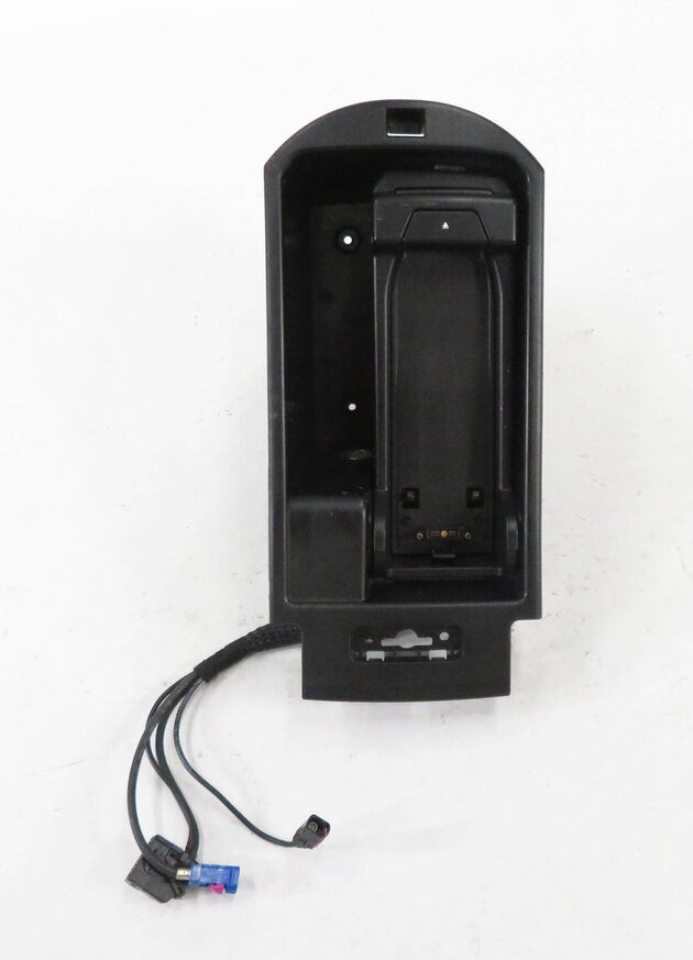 Thumbnail 2: 2013 BMW X3 (F25) FRONT CENTER CONSOLE STORAGE TRAY / PHONE CHARGING DOCK