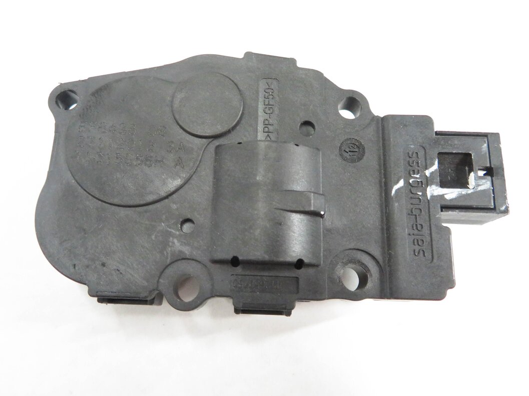 Thumbnail 6: 2013 BMW X3 (F25) FRONT HVAC HEATER A/C BLEND DOOR SERVO ACTUATOR MOTOR SET-8