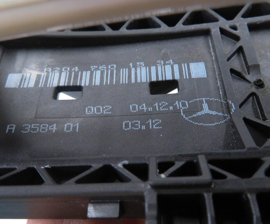 Thumbnail 6: 08-17 MB C230 C250 C300 C63 E350 E400 E550 GLK350 LEFT FRONT DOOR HANDLE (WHITE)
