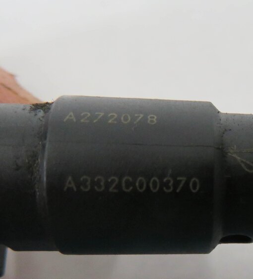 Thumbnail 6: 2010-2013 MB C300 C350 E350 GLK350 S400 HYBRID (W204 X204) FUEL INJECTOR SET (6)
