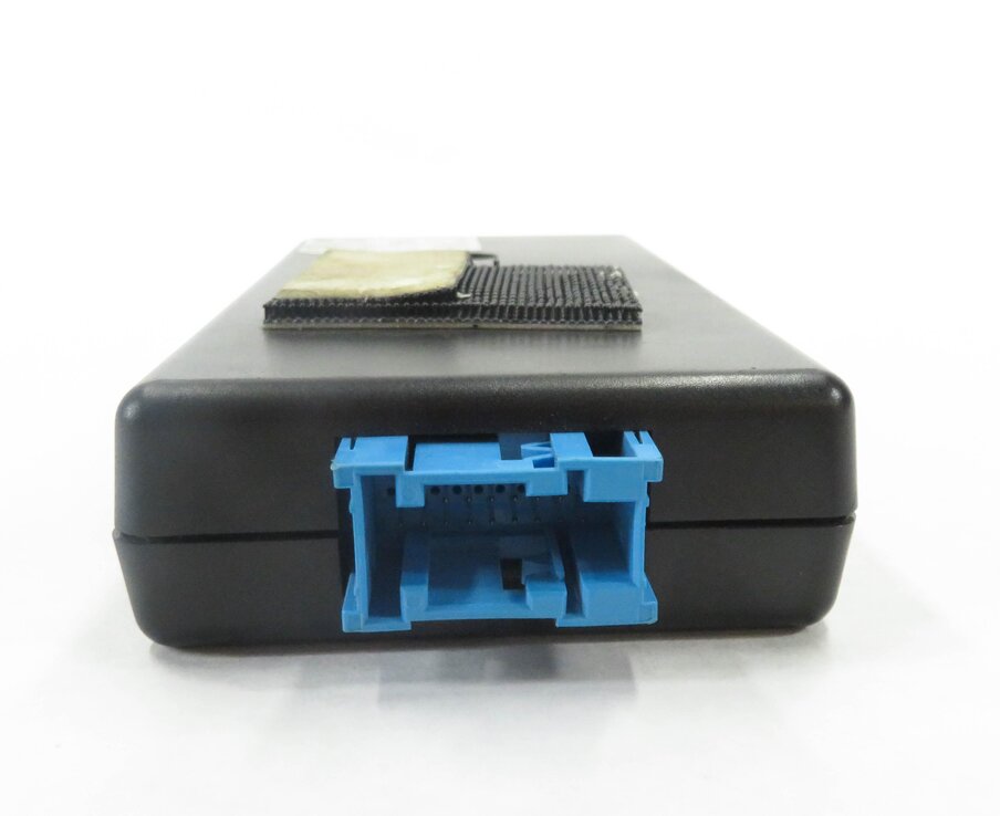 Thumbnail 4: 2011 MERCEDES BENZ C300 (W204) RADIO STEREO i-POD MEDIA INTERFACE CONTROL MODULE