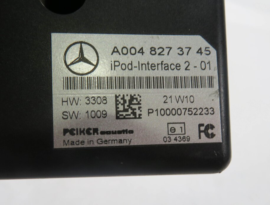 Thumbnail 5: 2011 MERCEDES BENZ C300 (W204) RADIO STEREO i-POD MEDIA INTERFACE CONTROL MODULE