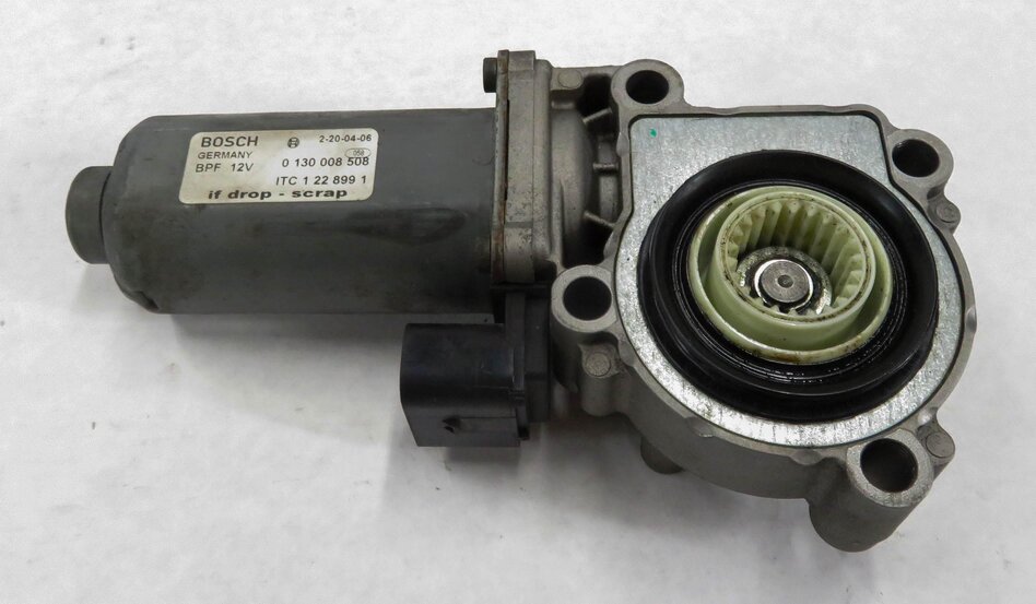 Thumbnail 2: 05-16 RANGE ROVER SPORT (L320 L322) LR3 LR4 TRANSFER CASE ELECTRIC SHIFT MOTOR
