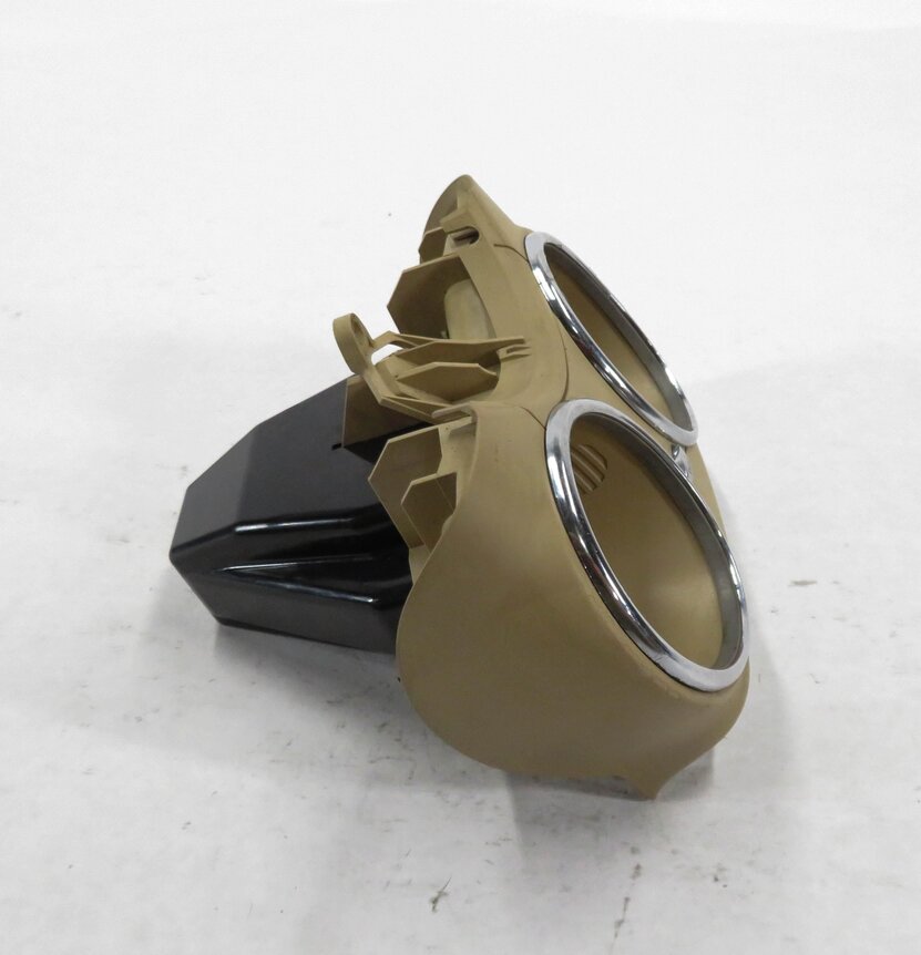 Thumbnail 3: 2006 MERCEDES BENZ CLS55 AMG (W219) FRONT CENTER CONSOLE DRINK CUP HOLDER (TAN)