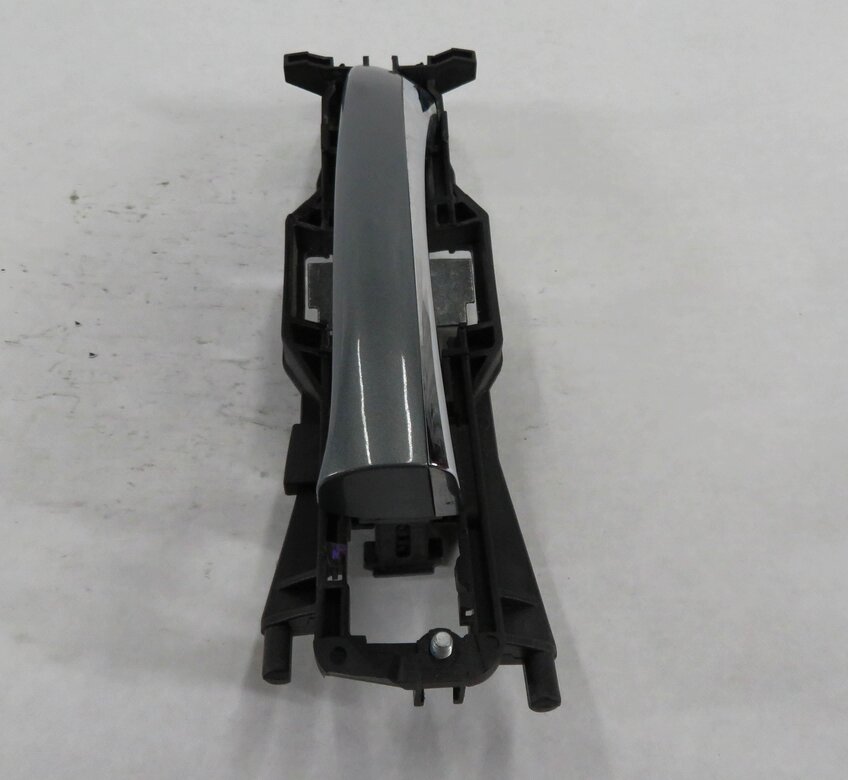 Thumbnail 3: 06-11 MERCEDES CLS500 CLS550 CLS55 CLS63 (W219) LEFT DRIVER DOOR HANDLE (GRAY)