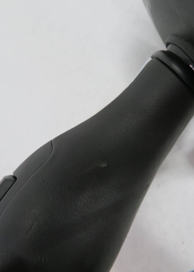 Thumbnail 10: 2009 BMW 550i (E60) CONSOLE A/T AUTOMATIC TRANSMISSION GEAR SHIFT SHIFTER
