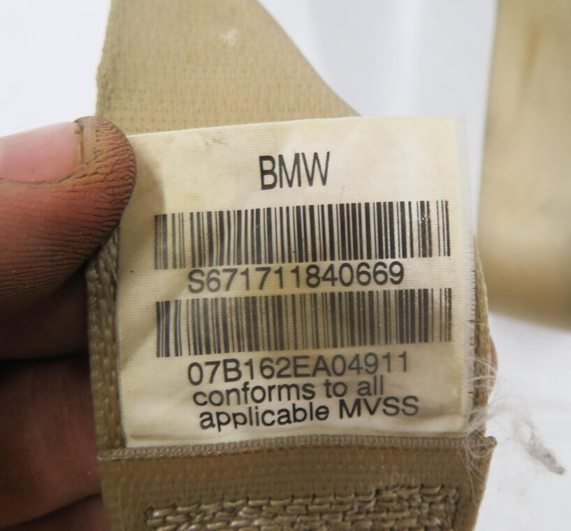 Thumbnail 6: 2007 BMW X5 (E70) REAR 3rd THIRD ROW SEATBELT BUCKLE RETRACTOR SET-2 (BEIGE)