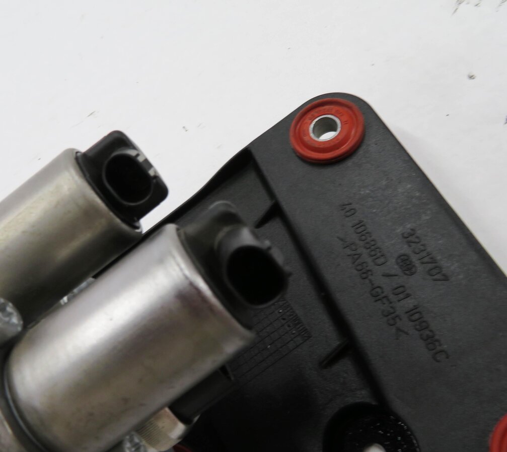 Thumbnail 7: 2007 BMW X5 (E70) DYNAMIC DRIVE ACTIVE SUSPENSION HYDRAULIC VALVE BLOCK