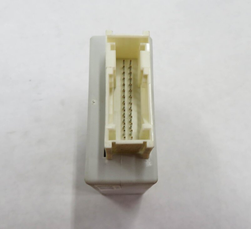 Thumbnail 5: 2007-2014 BMW X5 (E70) AIR SUSPENSION COMPRESSOR PUMP MOTOR CONTROL MODULE