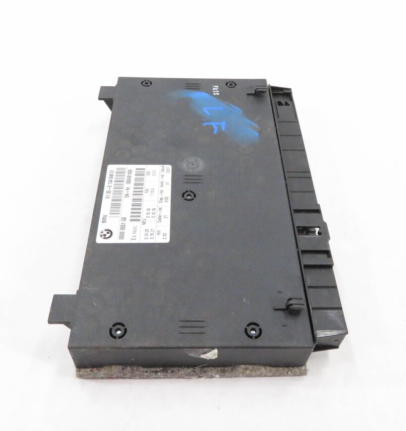 Thumbnail 3: 2008 BMW 535i (E60) LEFT FRONT DRIVER POWER COMFORT SEAT CONTROL MODULE