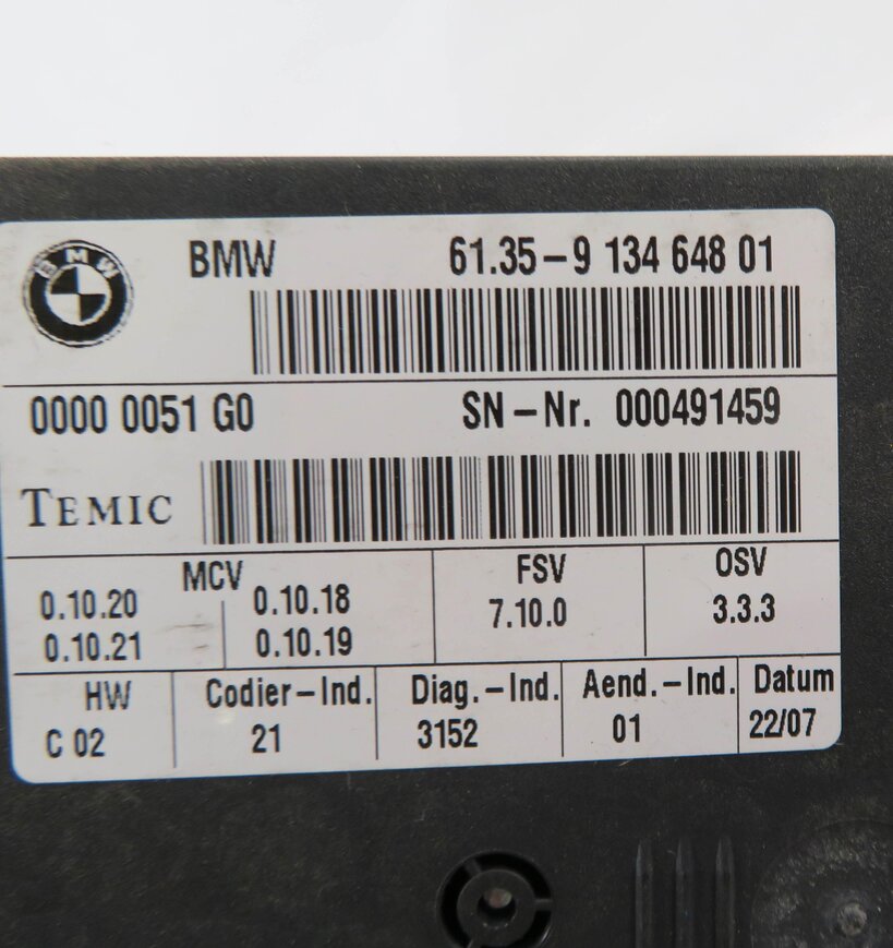 Thumbnail 6: 2008 BMW 535i (E60) LEFT FRONT DRIVER POWER COMFORT SEAT CONTROL MODULE