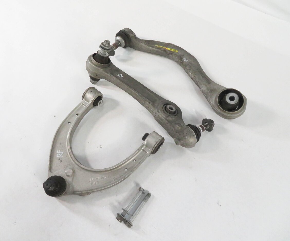 11-19 BMW 528i 535i 550i 640i 650i (F06 F10) RWD RIGHT FRONT CONTROL ARM SET (3)