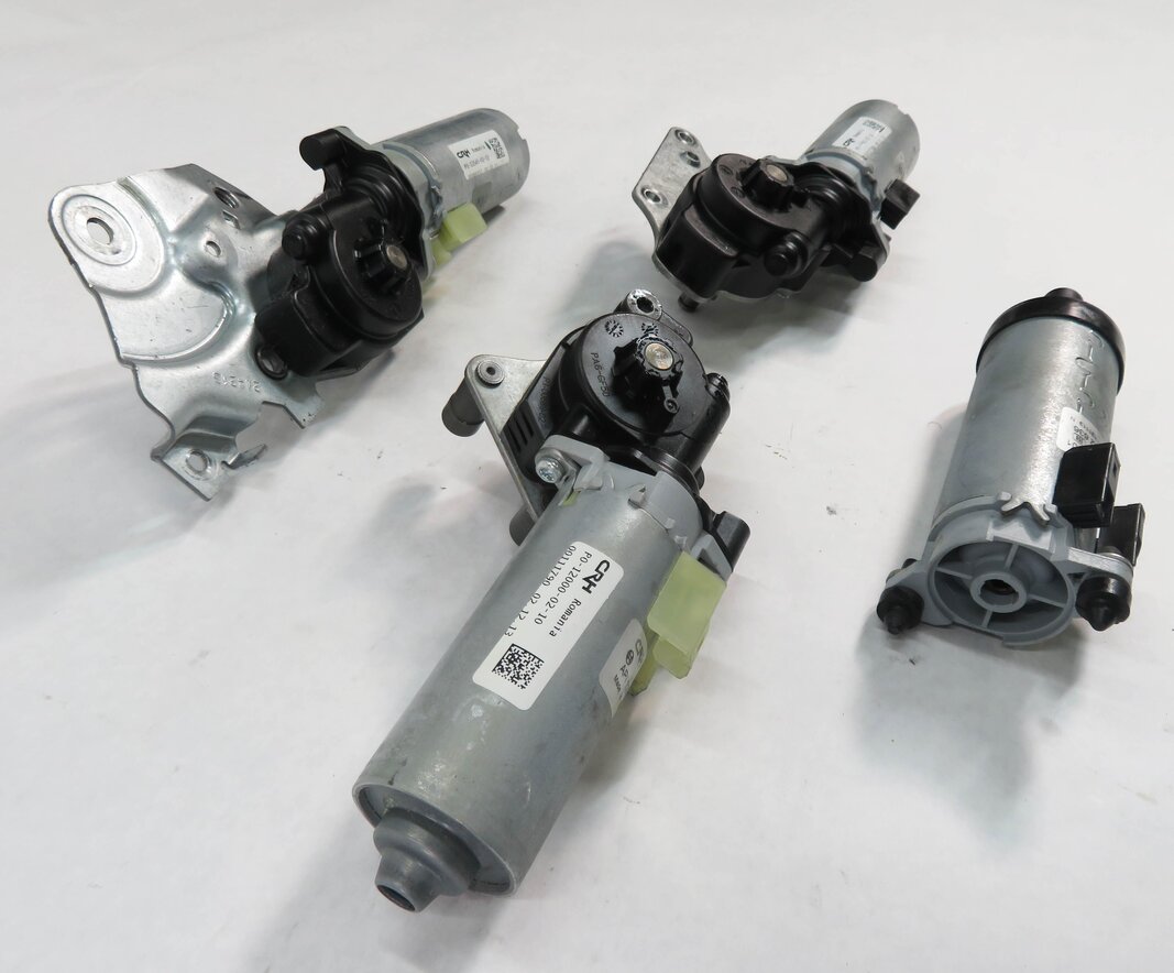 Thumbnail 5: 14 BMW X1 (E84) RIGHT FRONT PASSENGER ADJUSTMENT POWER ADJUST SEAT MOTOR SET (4)