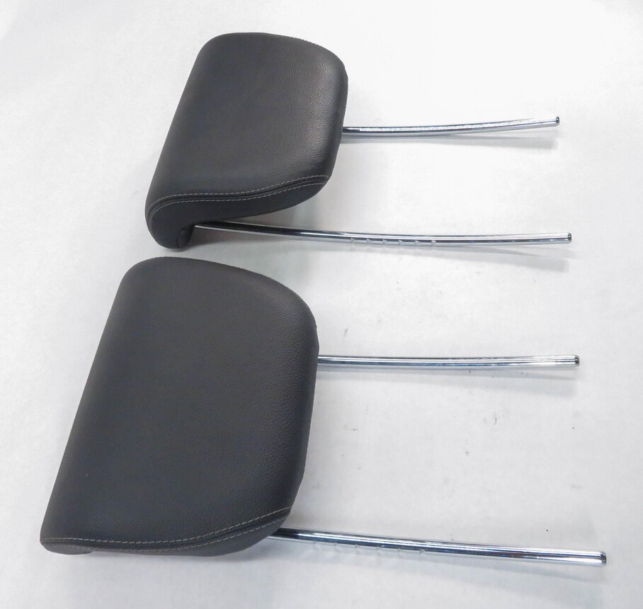 Thumbnail 4: 2007 MB GL450 (X164) REAR 3rd THIRD ROW HEADREST SET - 2 (BLACK LEATHER 101A)