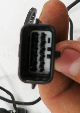 Thumbnail 6: 2015 LAND ROVER LR4 - REAR PDC PARK DISTANCE SENSOR SET-4 w/ HARNESS (BLACK)