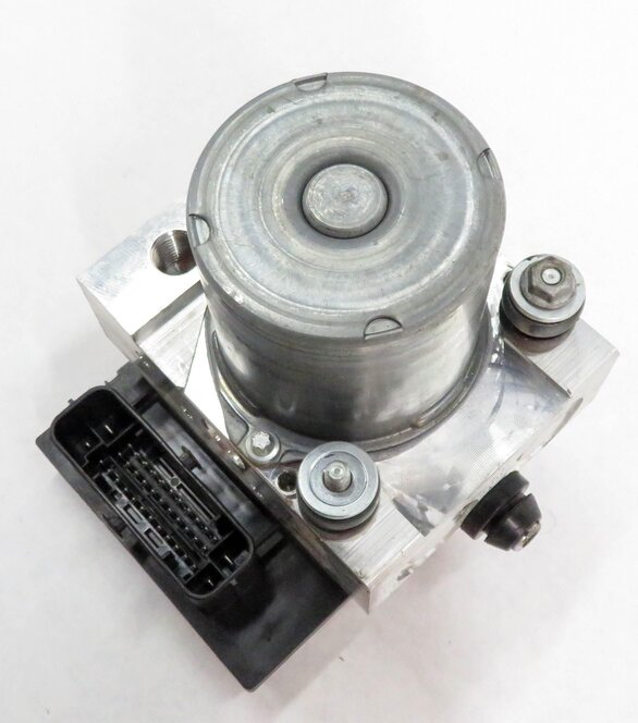 2015 LAND ROVER LR4 - 3.0L SUPERCHARGED ABS ANTI LOCK BRAKE PUMP w/ MODULE