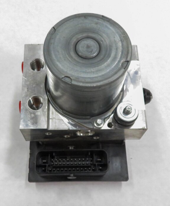 Thumbnail 2: 2015 LAND ROVER LR4 - 3.0L SUPERCHARGED ABS ANTI LOCK BRAKE PUMP w/ MODULE