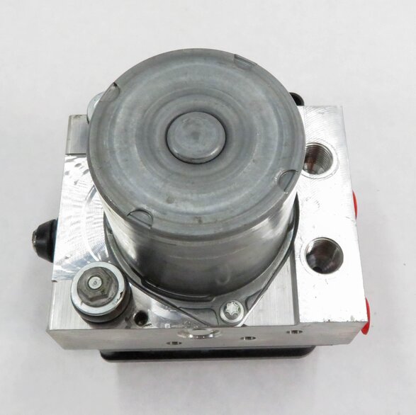 Thumbnail 4: 2015 LAND ROVER LR4 - 3.0L SUPERCHARGED ABS ANTI LOCK BRAKE PUMP w/ MODULE