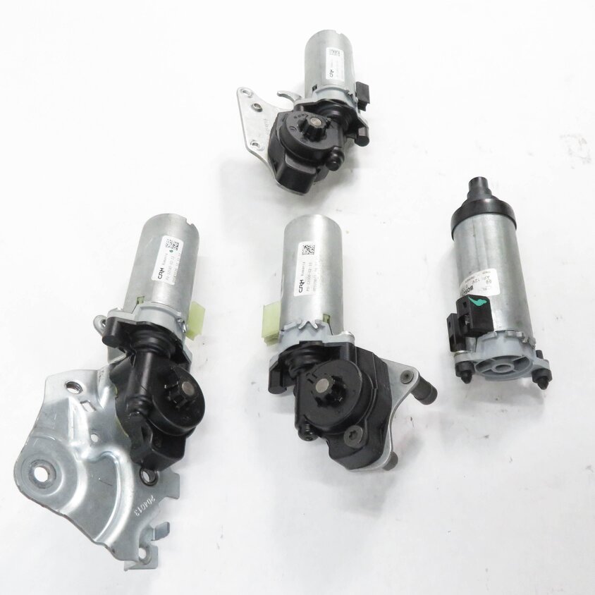 Thumbnail 4: 2014 BMW X1 (E84) RIGHT FRONT PASSENGER POWER SEAT ADJUST MOTOR SET-4