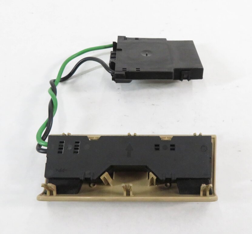Thumbnail 5: 2014 BMW X1 (E84) ANTI THEFT ULTRASONIC ALARM SENSOR CONTROL MODULE (BEIGE)