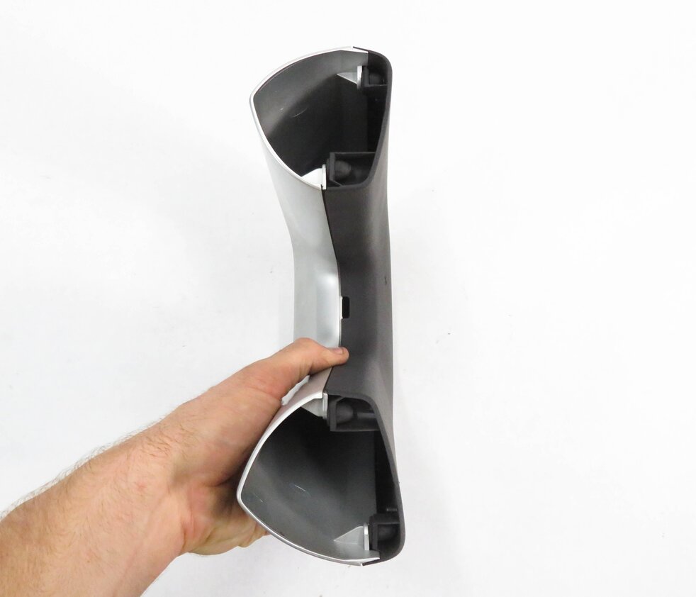 Thumbnail 6: 2009 BMW Z4 (E89) ROADSTER CONVERTIBLE LEFT FRONT DRIVER ROLL BAR TRIM (SILVER)
