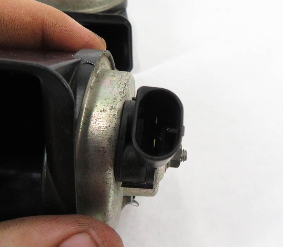 Thumbnail 6: 2009-2016 BMW Z4 (E89) EMERGENCY SAFETY ALERT SIGNAL HIGH & LOW TONE HORN SET-2