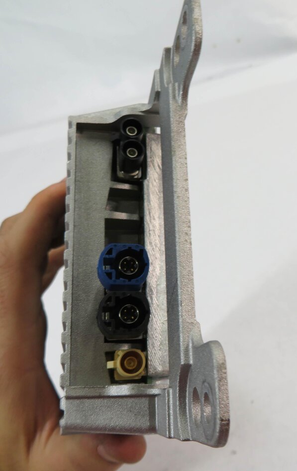 Thumbnail 5: 2012 BMW 528i (F10) BLUETOOTH COMMUNICATION COMBOX CONTROL MODULE COMPUTER