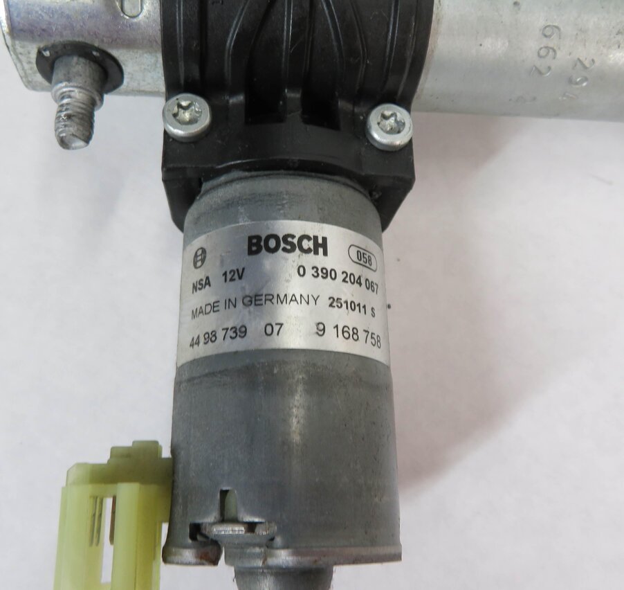 Thumbnail 7: 2012 BMW 528i (F10) RIGHT FRONT PASSENGER POWER SEAT ADJUSTMENT MOTOR SET-6