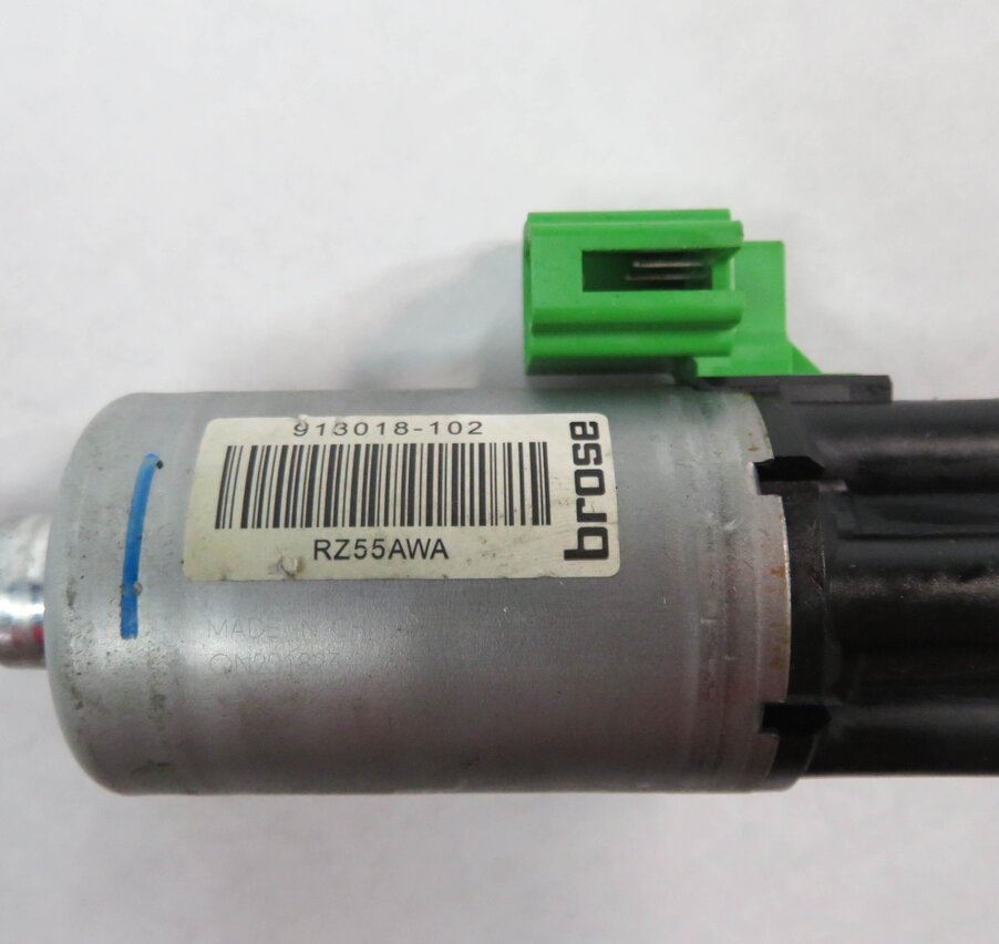 Thumbnail 9: 2012 BMW 528i (F10) RIGHT FRONT PASSENGER POWER SEAT ADJUSTMENT MOTOR SET-6