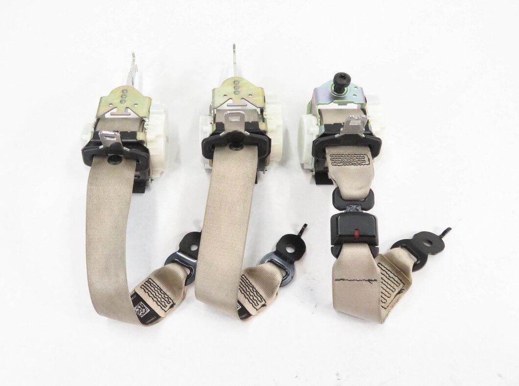 Thumbnail 5: 2012 BMW 528i (F10) REAR (LEFT / CENTER / RIGHT) SEATBELT RETRACTOR SET (BLACK)