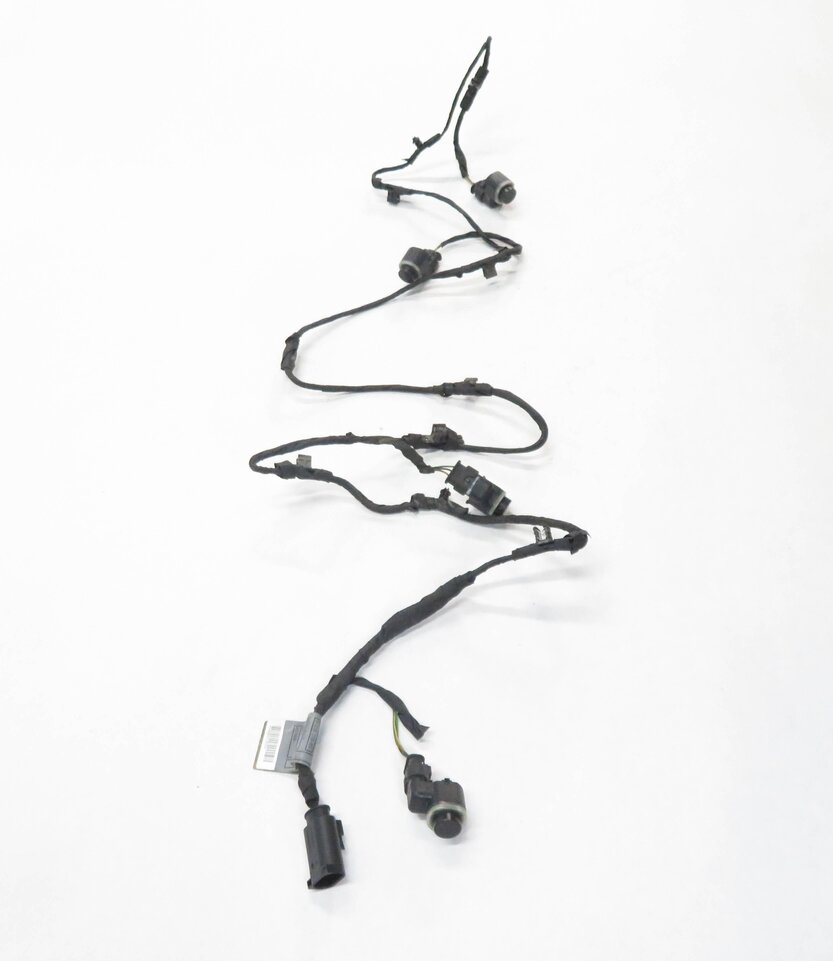 Thumbnail 4: 2011 BMW 550iGT (F07) FRONT PARK DISTANCE SENSOR SET-4 w/ HARNESS (BLACK 475)