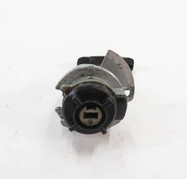 Thumbnail 4: 2011 BMW 550iGT (F07) LEFT FRONT DRIVER DOOR HANDLE LOCK CYLINDER w/ KEY