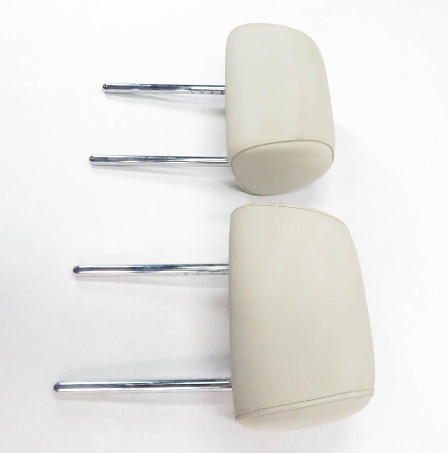 Thumbnail 3: 2011 BMW 550iGT (F07) LEFT & RIGHT REAR (IVORY LEATHER) HEADREST SET-2